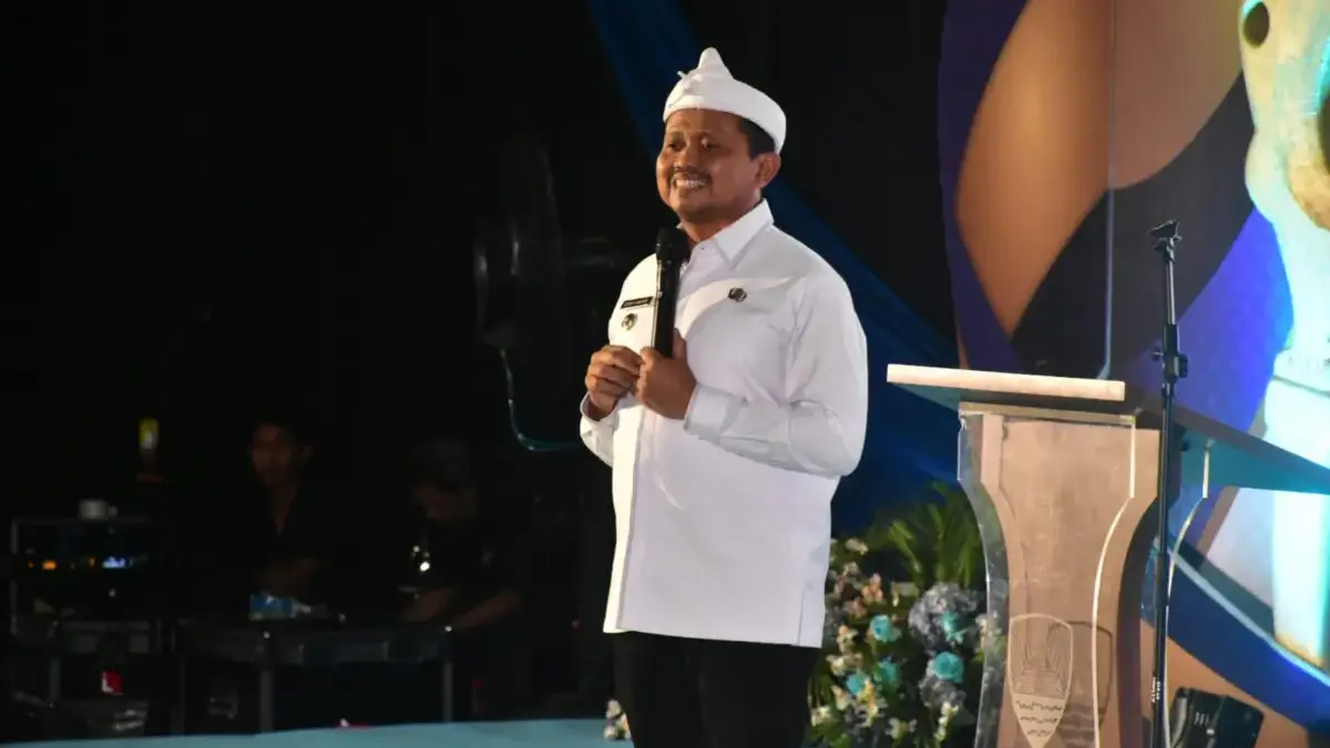 Bupati Sumedang Dony Ahmad Munir memberikan sambutan pada kegiatan Pengukuhan Dewan Pimpinan Cabang (DPC) ABPE