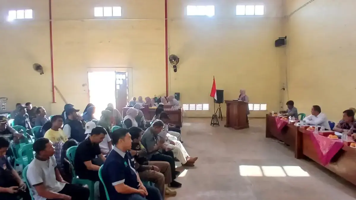 Perumda Tirta Medal Gelar Konsultasi Publik SPAM Bojong Terong, Langkah Cepat Penuhi Hak Air Bersih Warga Perumda Air Minum Tirta Medal Kabupaten Sumedang menggelar forum Konsultasi Publik terkait rencana pembangunan