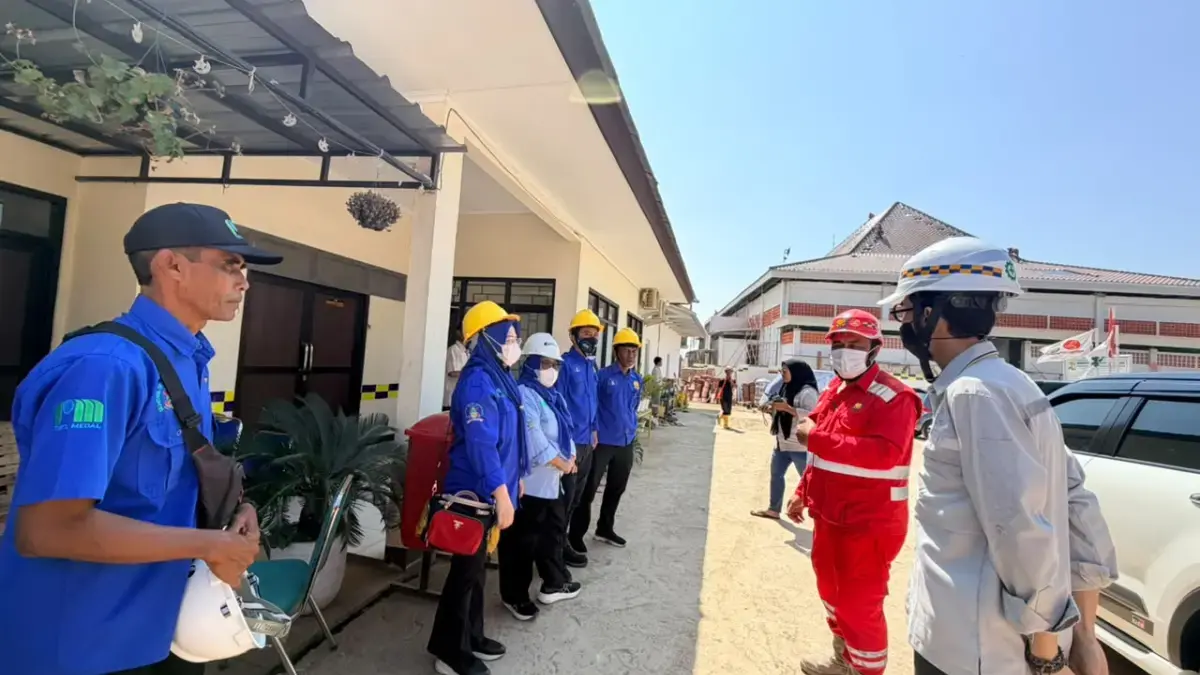 Monitoring Distribusi Air ke Sekolah Rakyat, Perumda Tirta Medal Pastikan Pasokan Merata di Ujungjaya