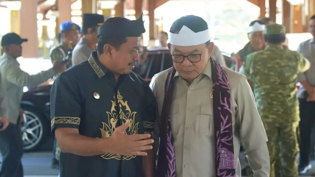 Kepala Staf Presiden Dudung Apresiasi Transformasi Sumedang di Bawah Kepemimpinan Bupati Dony Bupati Sumedang H. Dony Ahmad Munir menerima kunjungan kerja Kepala Staf Presiden Jenderal TNI (Purn) Dudung A