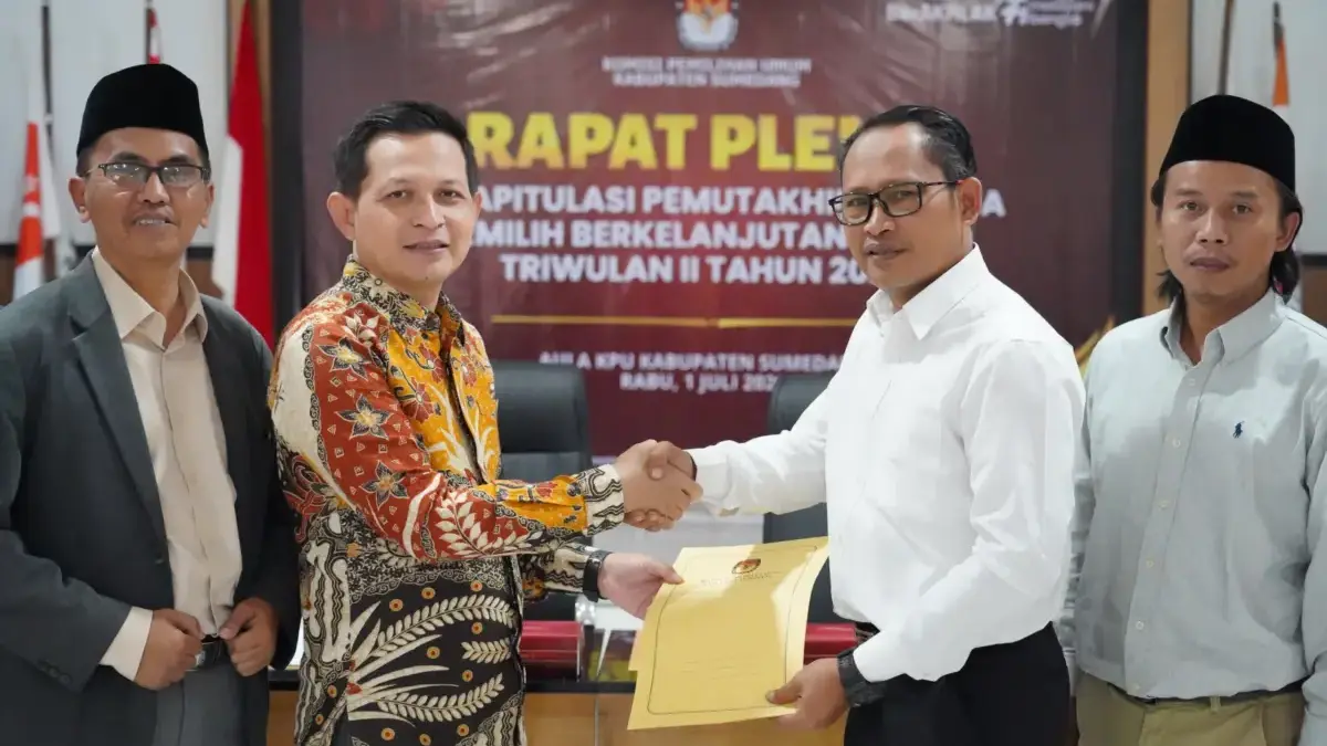 KPU Kabupaten Sumedang Tetapkan Rekapitulasi Daftar Pemilih Berkelanjutan Jumlah Pemilih Tembus 931.672 Orang Komisi Pemilihan Umum (KPU) Kabupaten Sumedang telah melaksanakan Rapat Pleno Terbuka Rekapitulasi Daftar Pemi