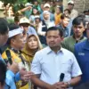 Bupati Dony mengantarkan Menteri Perumahan dan Kawasan Permukiman (PKP) Maruarar Sirait menyatukan program BSP