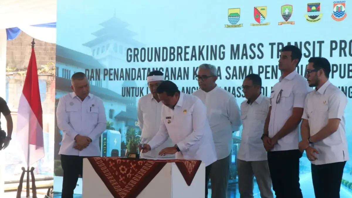 Tanda Tangani Kerja Sama PSO BRT Cekungan Bandung, Bupati Dony: Perkuat Integrasi Transportasi Massal
