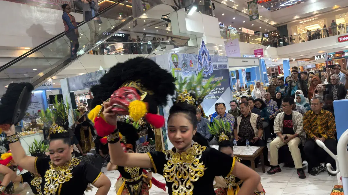 Produk UMKM dan Seni Budaya Sumedang Curi Perhatian di Jogja Paradise 2026 Produk UMKM dan Seni Budaya Sumedang Curi Perhatian di Jogja Paradise 2026