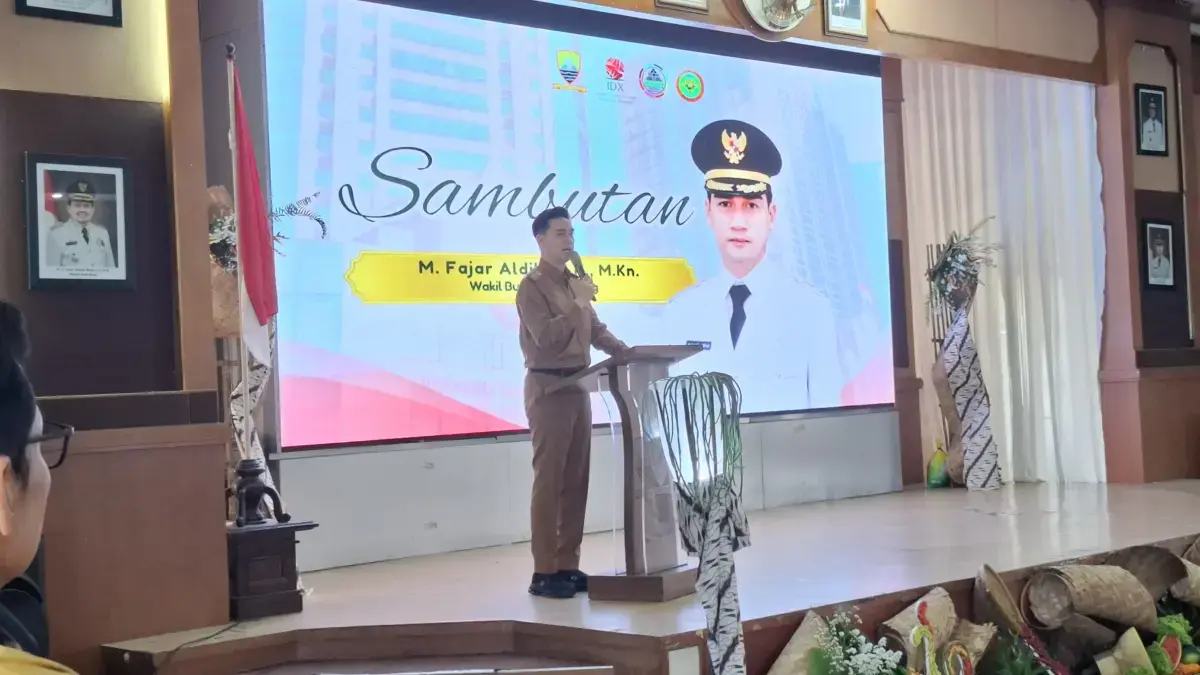 Legalitas dan Pelatihan Keamanan Pangan Dongkrak Kualitas Produk UMKM Wakil Bupati Sumedang M. Fajar Aldila membuka kegiatan Gebyar Legalitas dan Pelatihan Keamanan Pangan UMKM Kab