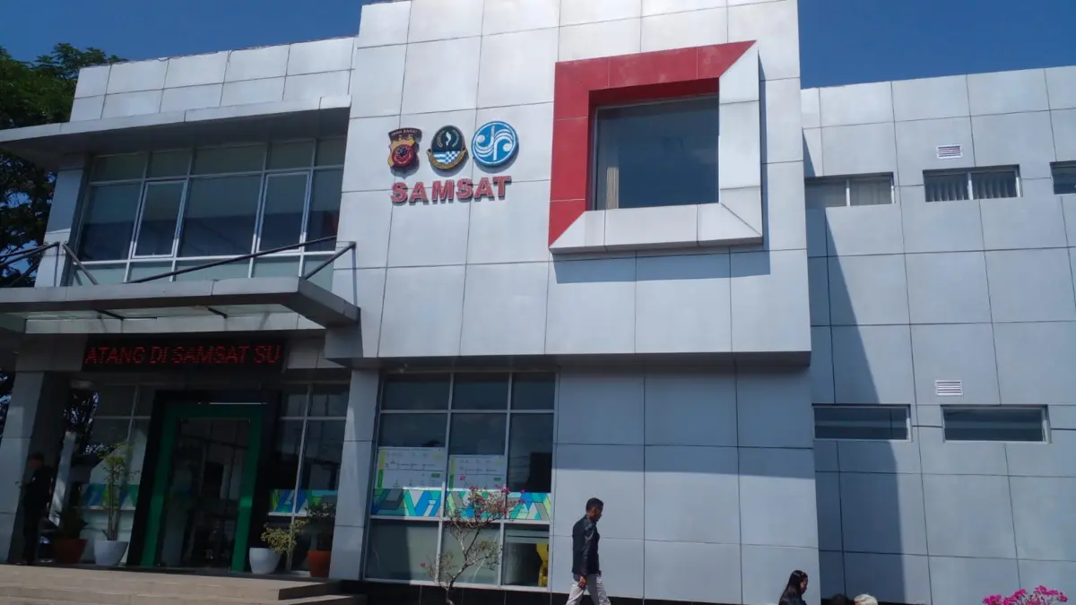Samsat Bantah Isu Stiker Merah Kapus Samsat Sumedang Tepis Isu Pemasangan Stiker Merah
