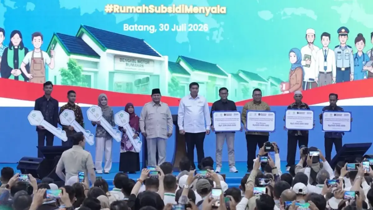 Hadiri Akad Massal 62.000 KPR Rumah Subsidi, Menteri Nusron: Legalitas Tanah Beri Kepastian bagi Masyarakat Hadiri Akad Massal 62.000 KPR Rumah Subsidi, Menteri Nusron: Legalitas Tanah Beri Kepastian bagi Masyarakat