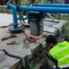 Distribusi air bersih kepada pelanggan Perumda Air Minum Tirta Medal Kabupaten Sumedang mengalami gangguan di