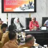 Bupati Sumedang H. Dony Ahmad Munir, para peserta juga memperoleh motivasi dari penulis nasional Kang Maman se