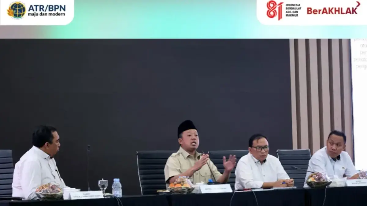 Transformasi Pelayanan, Menteri Nusron Siapkan Pola Karier Baru untuk Perkuat Profesionalisme Pegawai ATR/BPN Transformasi Pelayanan, Menteri Nusron Siapkan Pola Karier Baru untuk Perkuat Profesionalisme Pegawai ATR/BPN