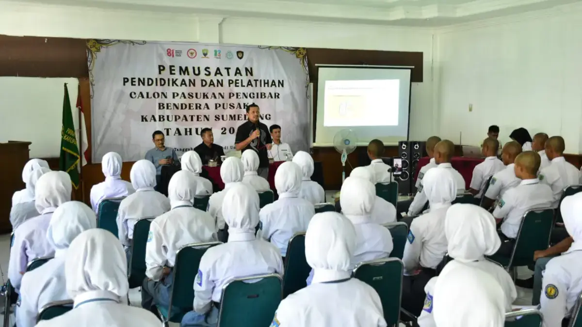 Paskibraka Harus Menjadi Sekolah Kehidupan dan Mencetak Calon Pemimpin Masa Depan Paskibraka Harus Menjadi Sekolah Kehidupan dan Mencetak Calon Pemimpin Masa Depan