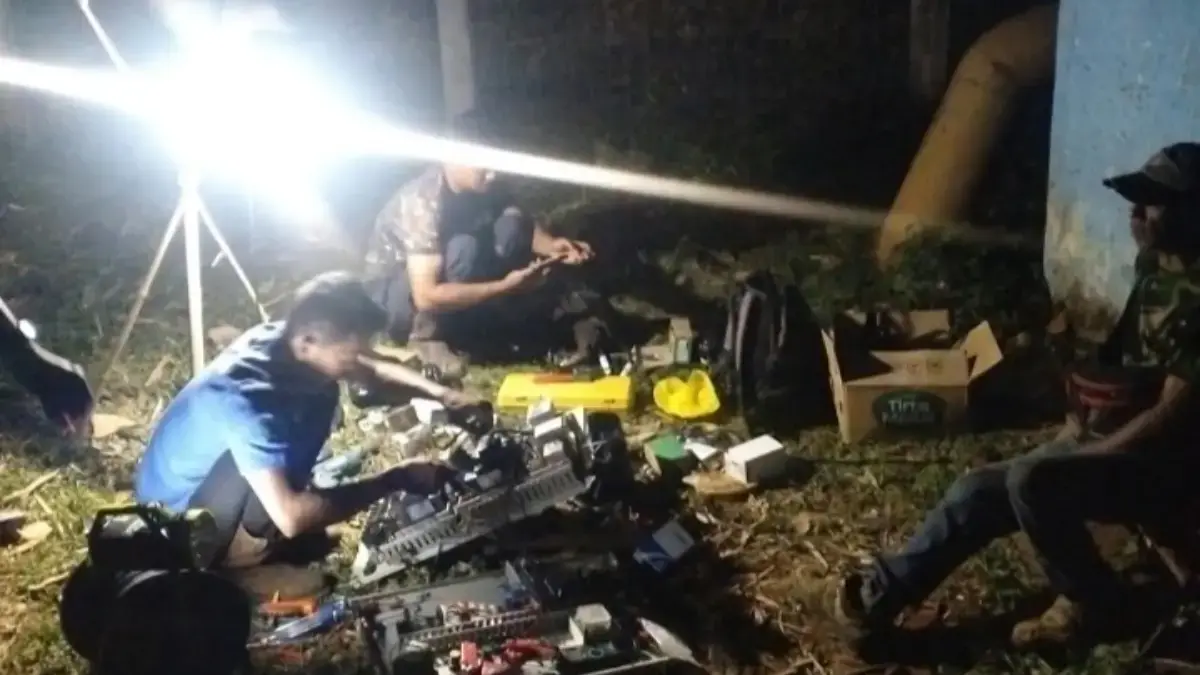 Direktur Tirta Medal Pastikan Pembaruan Panel Pompa Cimande Berjalan Maksimal: Kami Mohon Maaf Direktur Tirta Medal Pastikan Pembaruan Panel Pompa Cimande Berjalan Maksimal, Direktur: Kami Mohon Maaf