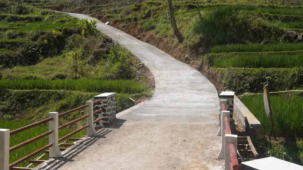 Jalan Poros Bangbayang-Dayeuhluhur sudah Bisa Diakses, Pangkas Jarak dari Desa ke Kota Jalan Poros Bangbayang-Dayeuhluhur sudah Bisa Diakses, Pangkas Jarak dari Desa ke Kota