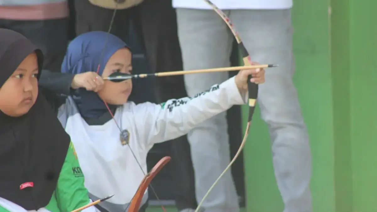 19 Atlet Panahan Tradisional Garut Bersiap Berlaga di Kejurnas FESPATI 2026, Terbanyak se-Jawa Barat 19 atlet dan pegiat panahan tradisional asal Kabupaten Garut direkomendasikan untuk mengikuti persiapan Kejuar