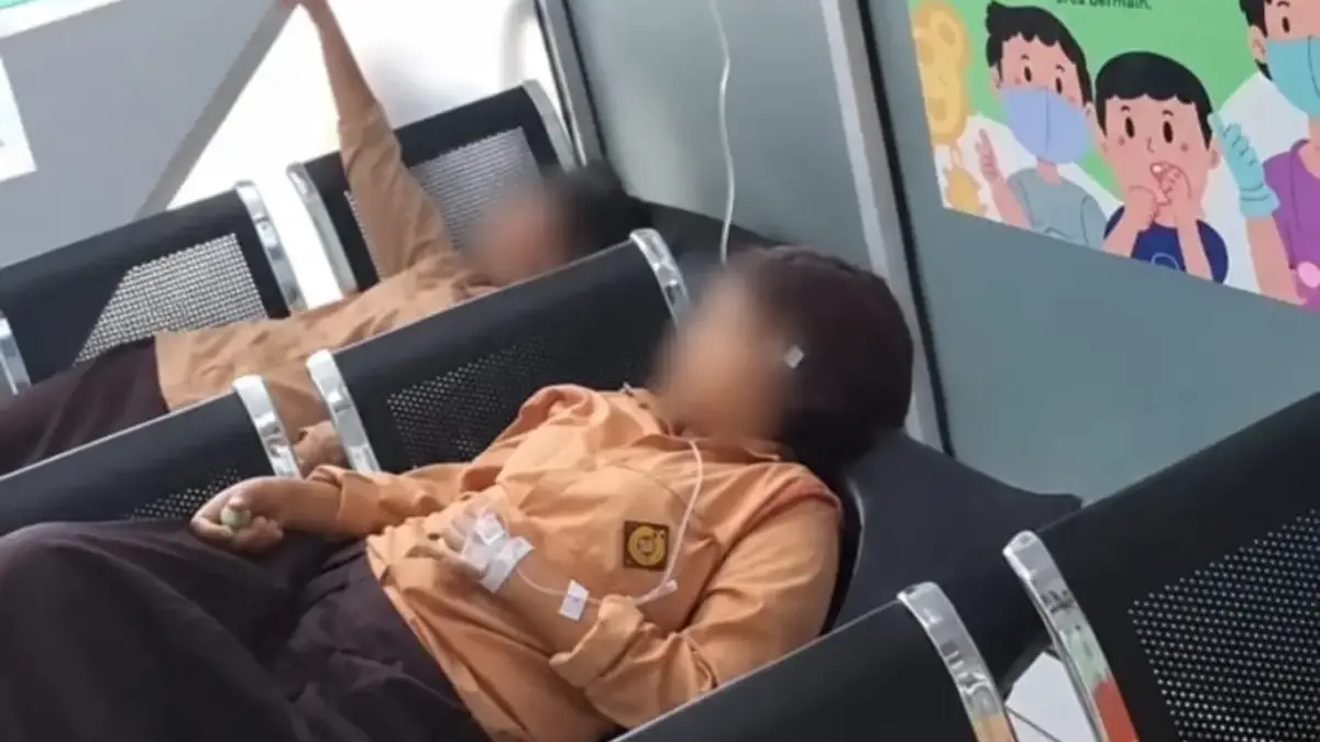 28 Siswa SMPN Ciwaru Pusing dan Mual, Diduga Keracunan