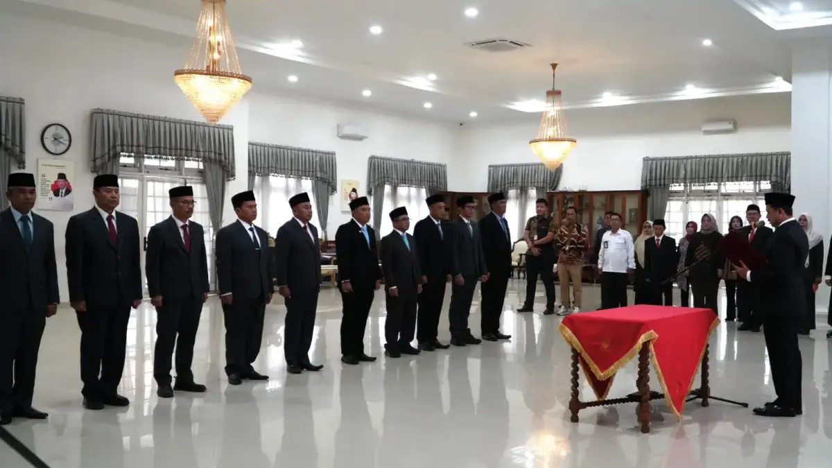 Uji Kinerja Pejabat Baru Dony Minta Program 100 Hari di Realisasikan Uji Kinerja Pejabat Baru Dony Minta Program 100 Hari di Realisasikan