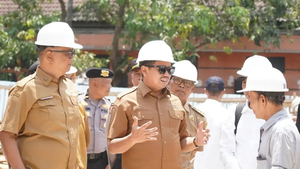 Bupati Dony Targetkan Puskesmas Cimanggung Beroperasi 1 Januari 2027: Kualitas dan Keamanan Jalur Bupati Dony Targetkan Puskesmas Cimanggung Beroperasi 1 Januari 2027: Kualitas dan Keamanan Jalur