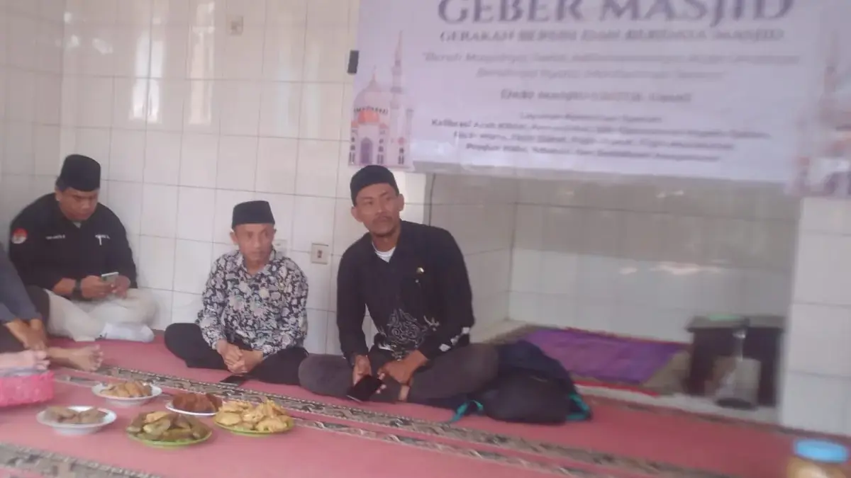 Menjaga Masjid, Merawat Warga