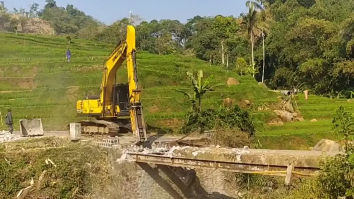 Rp3,6 Miliar untuk Jembatan Pemkab Pastikan Kualitas Proyek Pembangunan Rp3,6 Miliar untuk Jembatan Pemkab Pastikan Kualitas Proyek Pembangunan