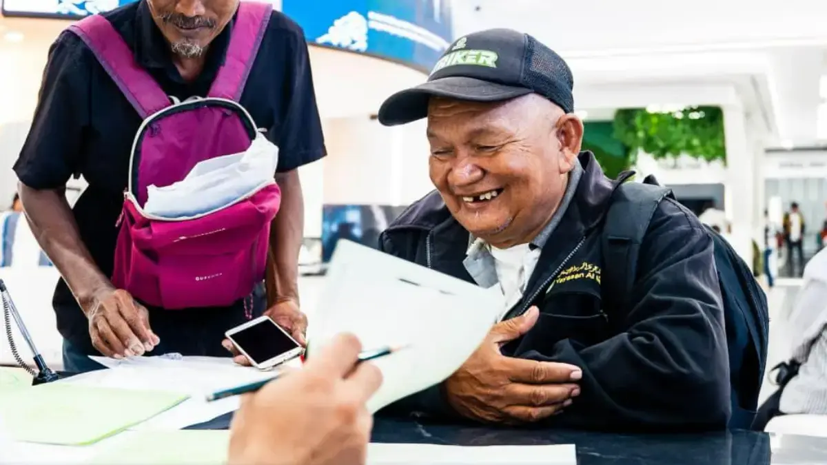 Masyarakat Manfaatkan Waktu Akhir Pekan untuk Mengurus Keperluan Pertanahan dengan PELATARAN Masyarakat Manfaatkan Waktu Akhir Pekan untuk Mengurus Keperluan Pertanahan dengan PELATARAN