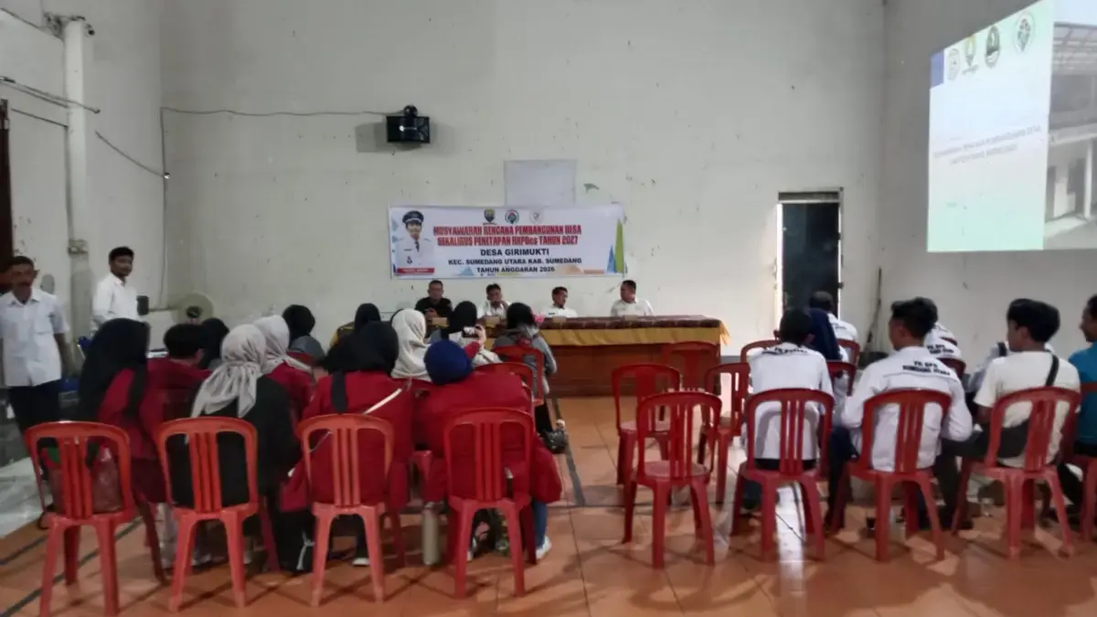 Girimukti Fokus Bidang Infrastruktur dan Pemberdayaan Girimukti Fokus Bidang Infrastruktur dan Pemberdayaan