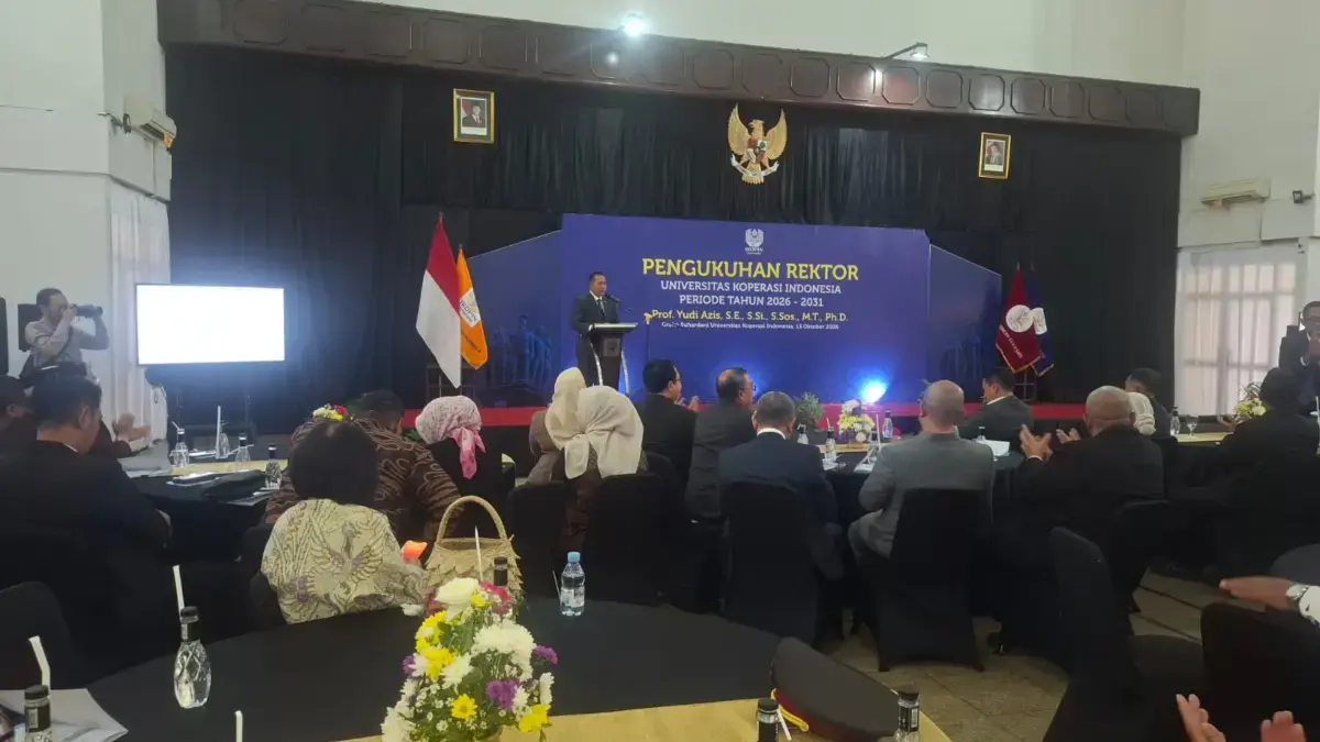 Menteri Koperasi Ferry Juliantono