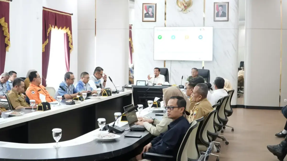 Pemda Sumedang Matangkan Penertiban 5.100 KJA Liar di Waduk Jatigede, Ditargetkan Tuntas dalam Tiga Tahun Pemda Sumedang Matangkan Penertiban 5.100 KJA Liar di Waduk Jatigede Ditargetkan Tuntas dalam Tiga Tahun