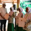 Lepas Kontingen Porsadin ke Cianjur Bupati Sumedang Minta Santri Jaga Sportivitas dan Tampil Maksimal