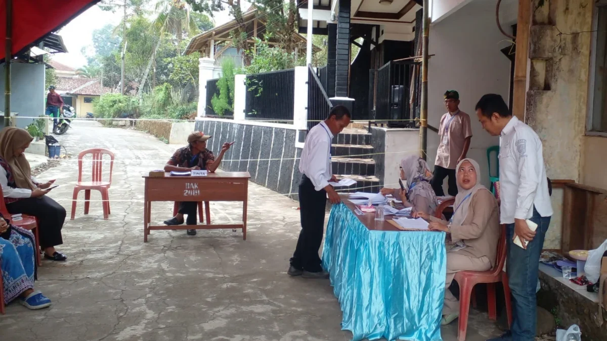 Pada Pelaksanaan Pilkades Kecamatan Sumedang Utara Usulkan Penambahan Bilik Suara Usulkan Penambahan Bilik Suara