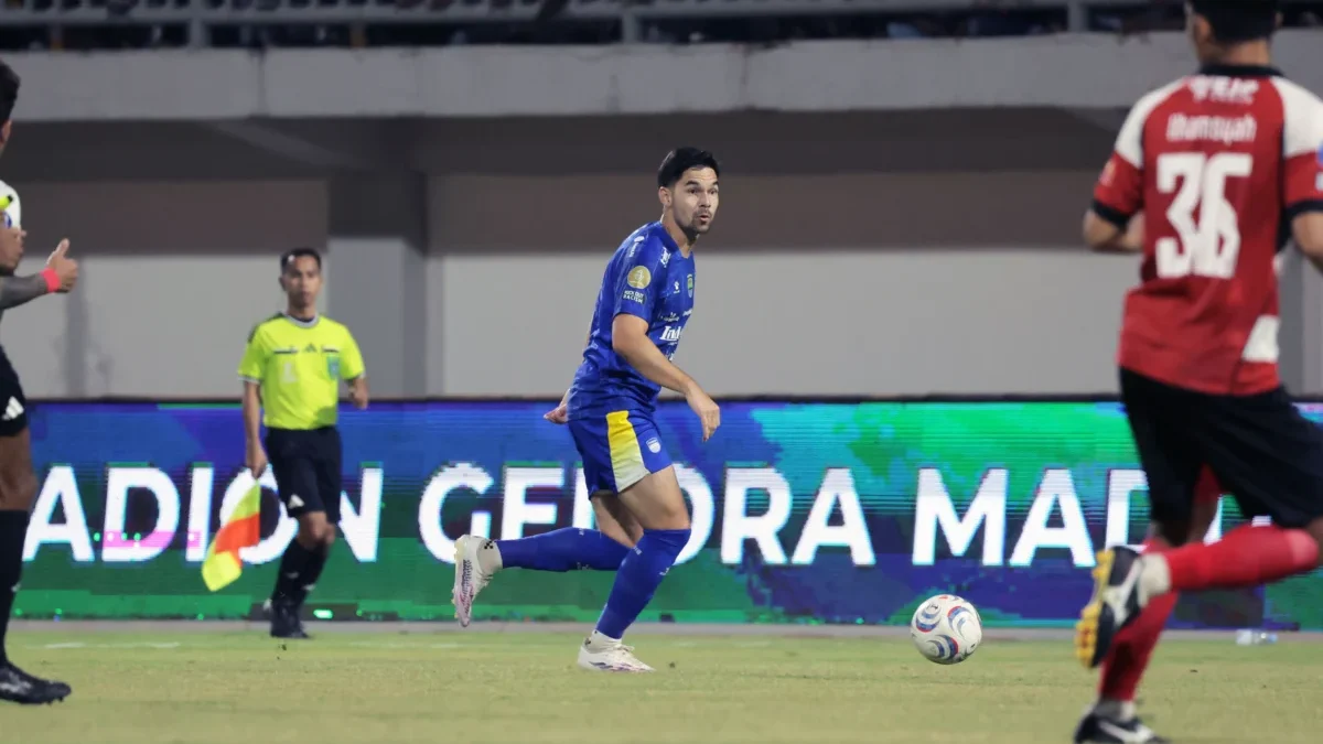 PERSIB Kalah dari Madura United, Sandy Walsh Sampaikan Pesan untuk Bobotoh PERSIB Bandung