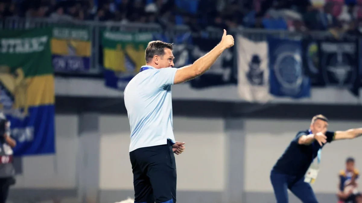 Pelatih PERSIB Bandung Igor Tolic